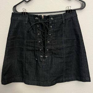 Umgee black denim skirt